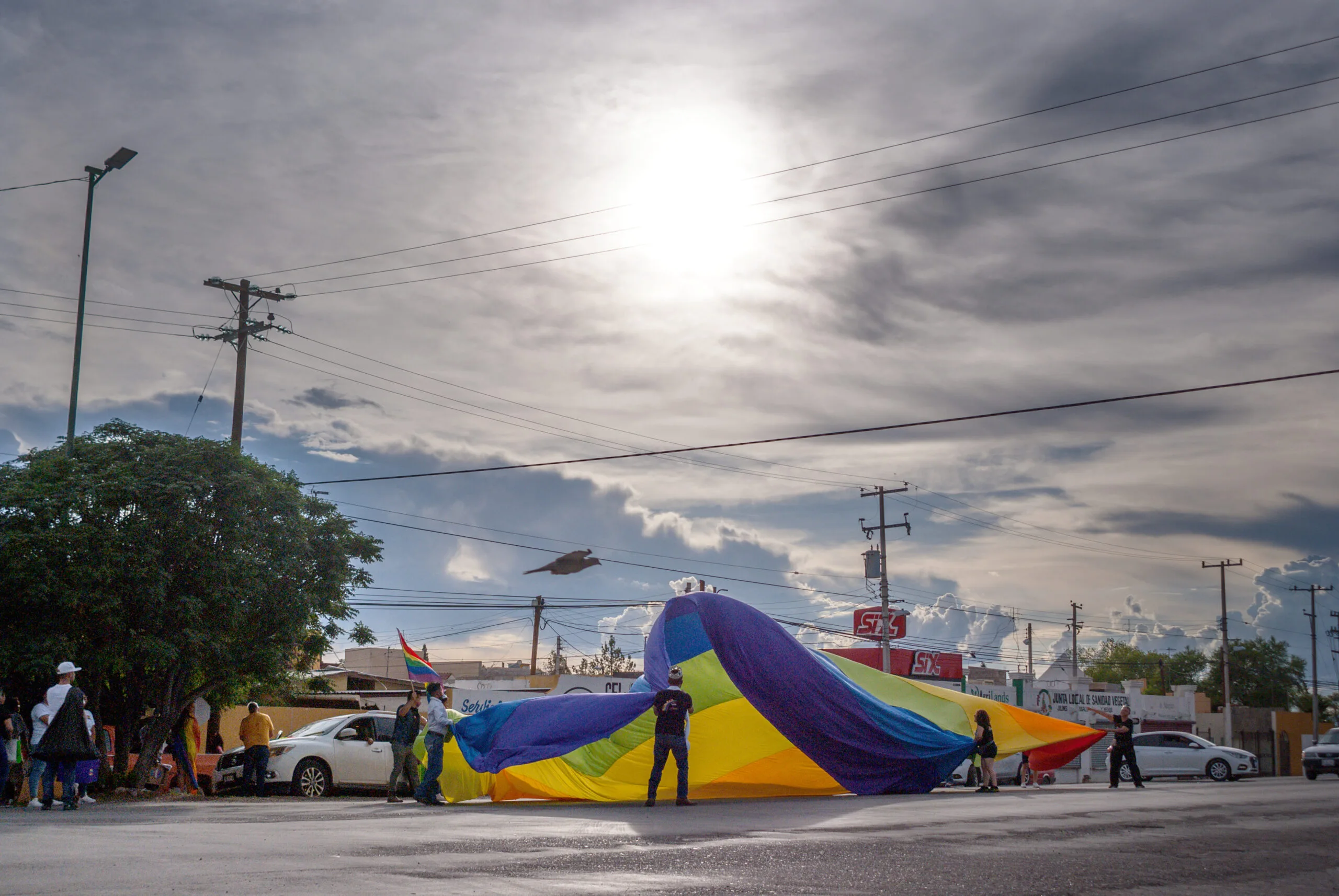 Detrás de los colores